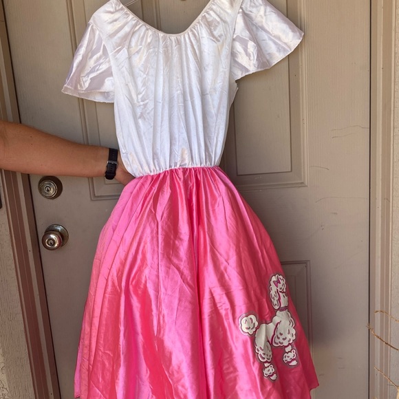 50s pink poodle skirt Halloween costume with tutu one size. Fits medium best - Picture 2 of 10